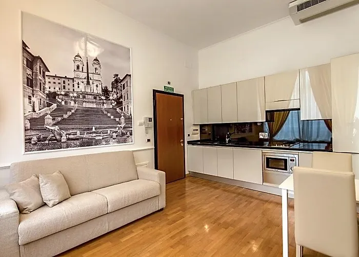 Daire Apollo Colosseo Roma